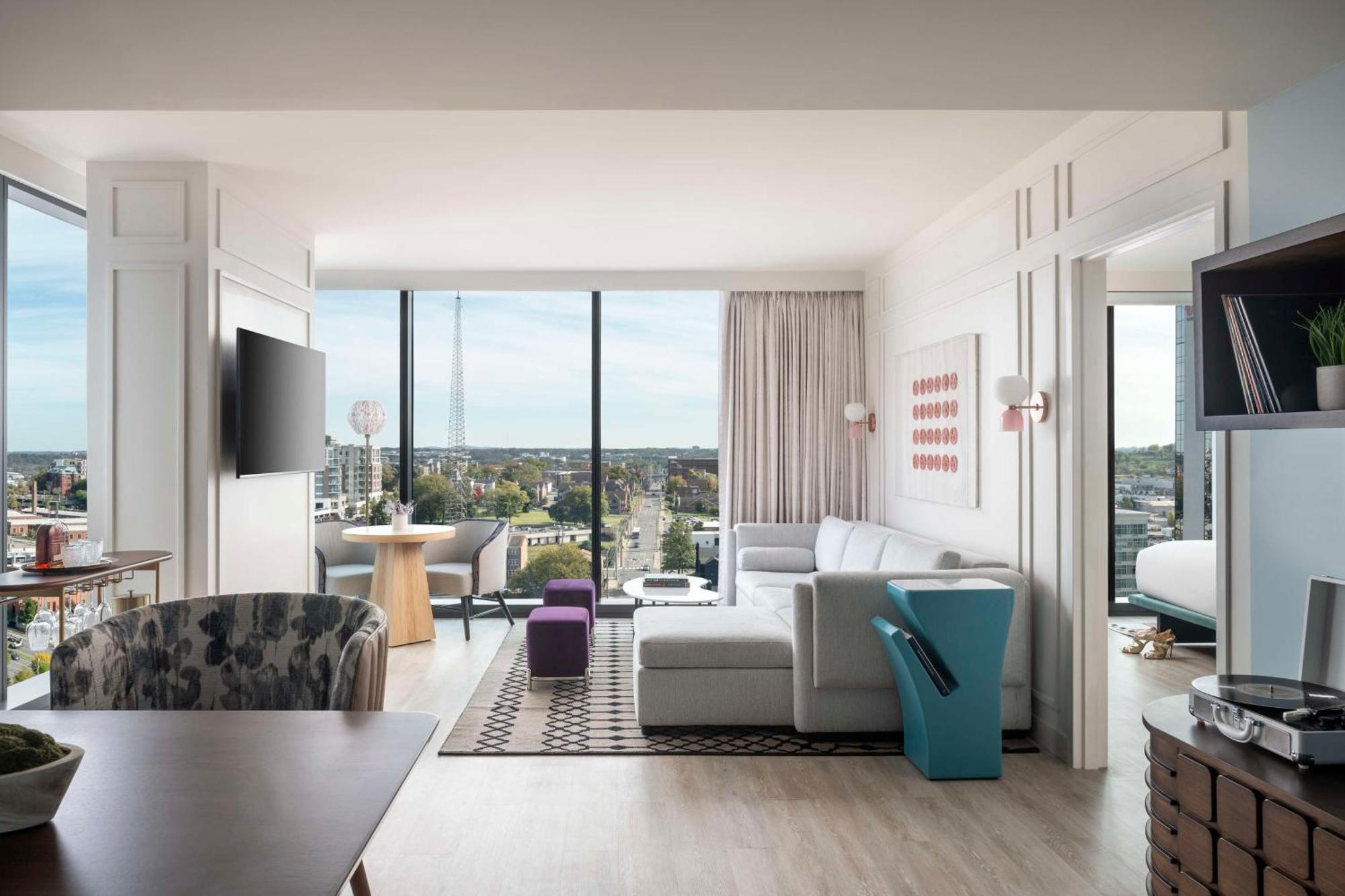 Hyatt Centric Downtown Νάσβιλ Εξωτερικό φωτογραφία A suite at the Hilton San Diego Bayfront