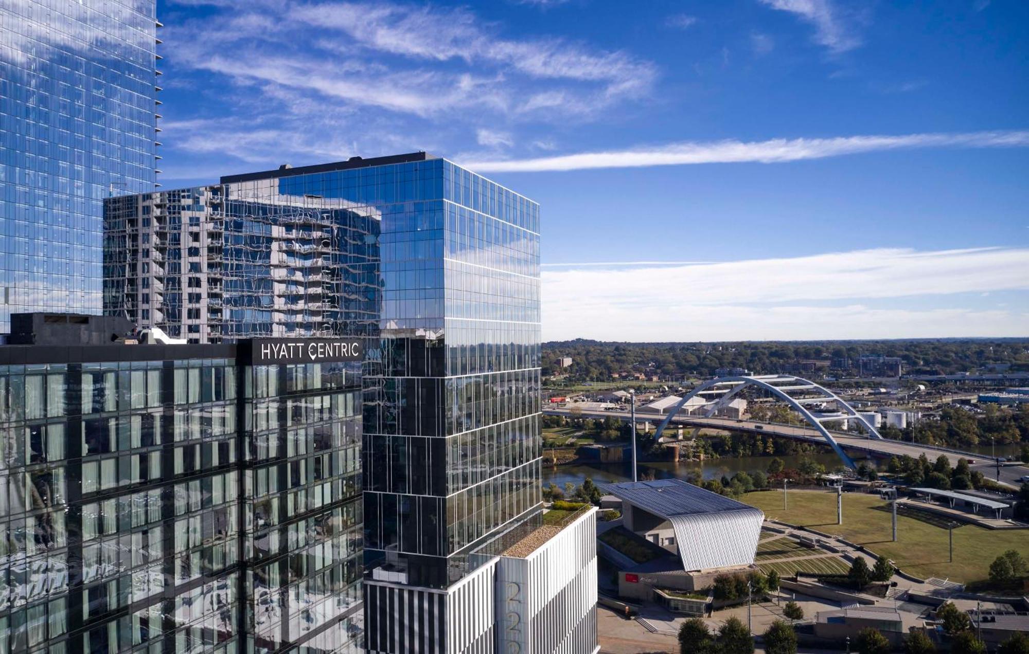 Hyatt Centric Downtown Νάσβιλ Εξωτερικό φωτογραφία The apartment tower