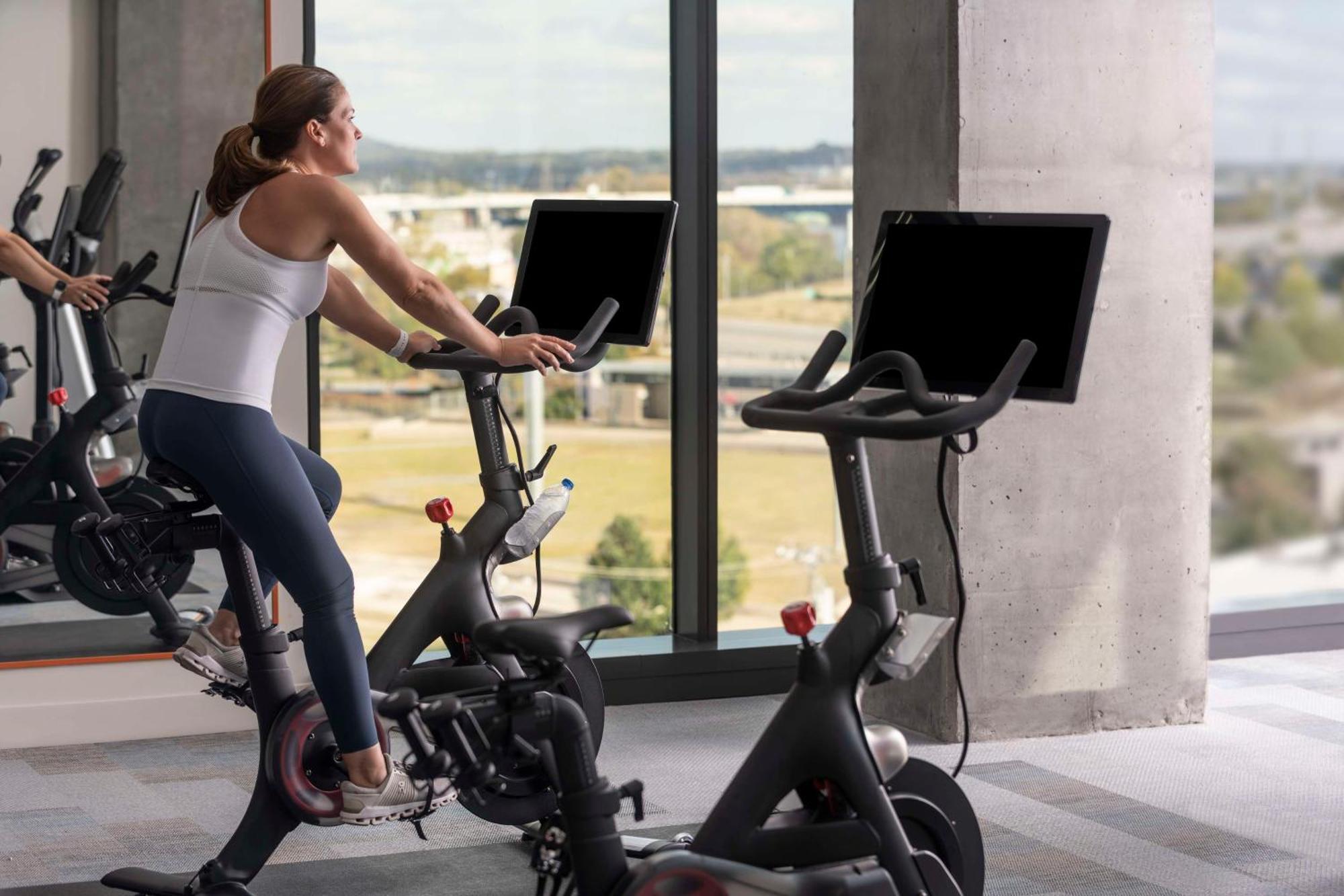 Hyatt Centric Downtown Νάσβιλ Εξωτερικό φωτογραφία Peloton Bike